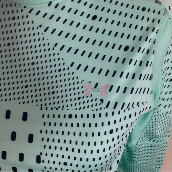 Under Armour Cold Gear Pullover - Picture 5 of 6